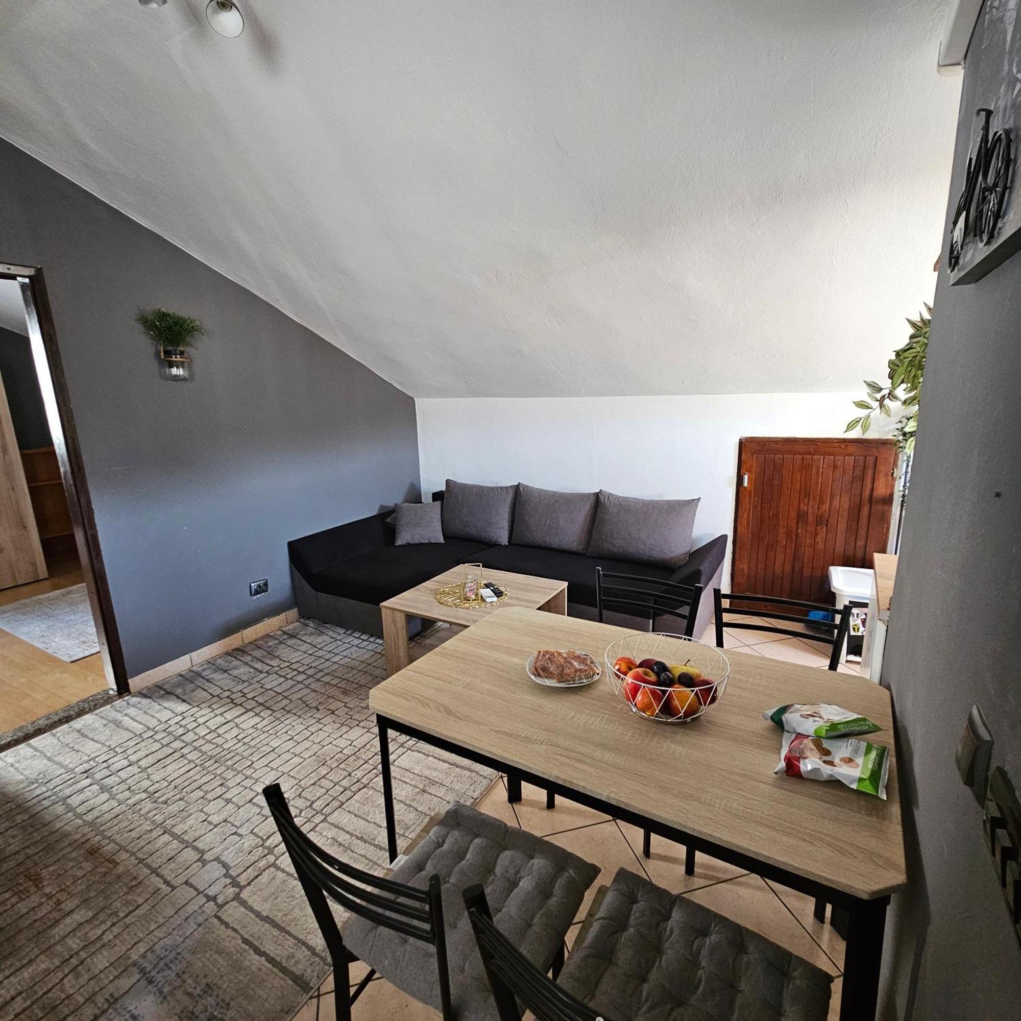 Luciana 2 Apartment Zadar Luaran gambar